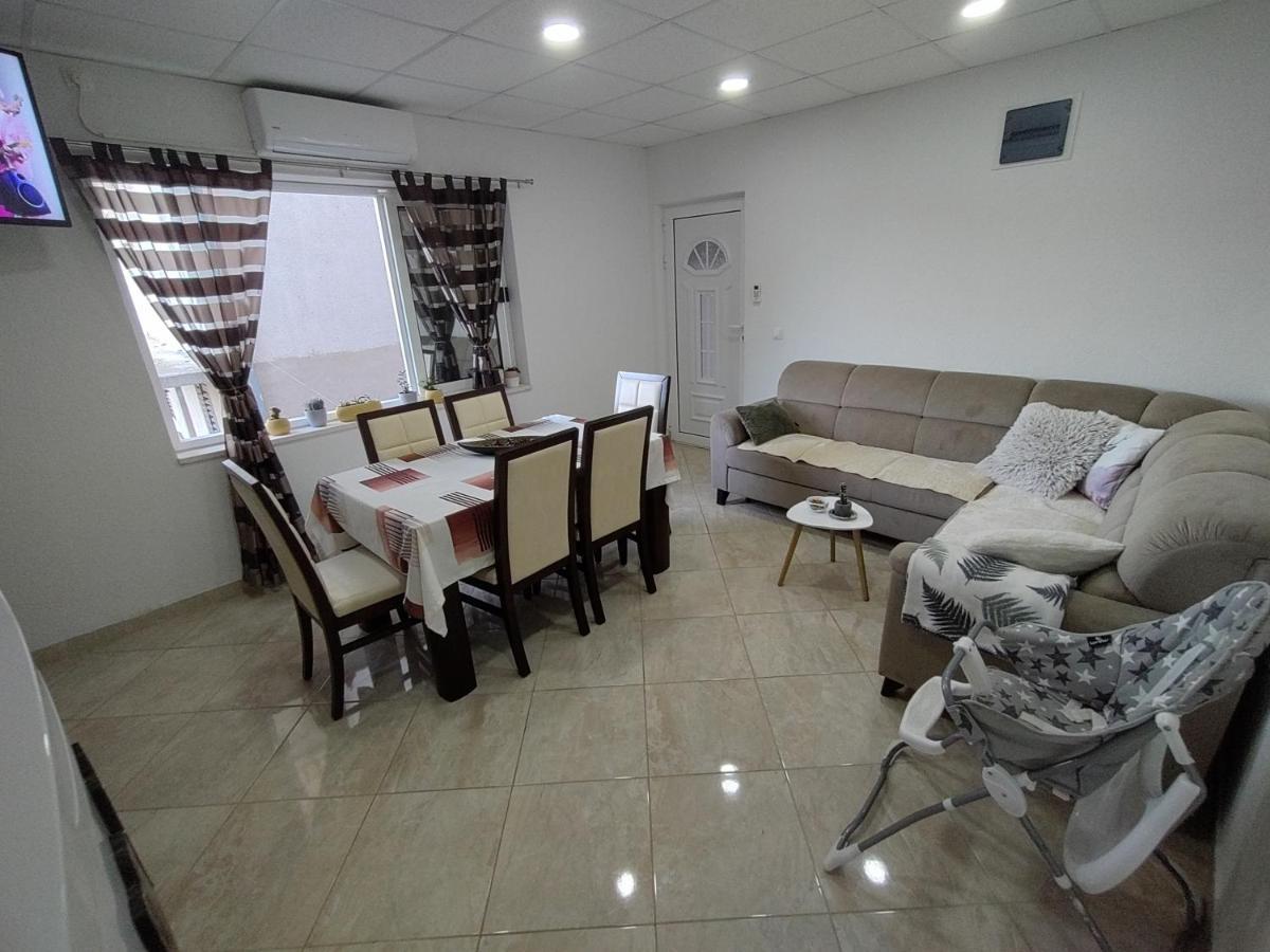 Apartman Magdalena Требинье Экстерьер фото